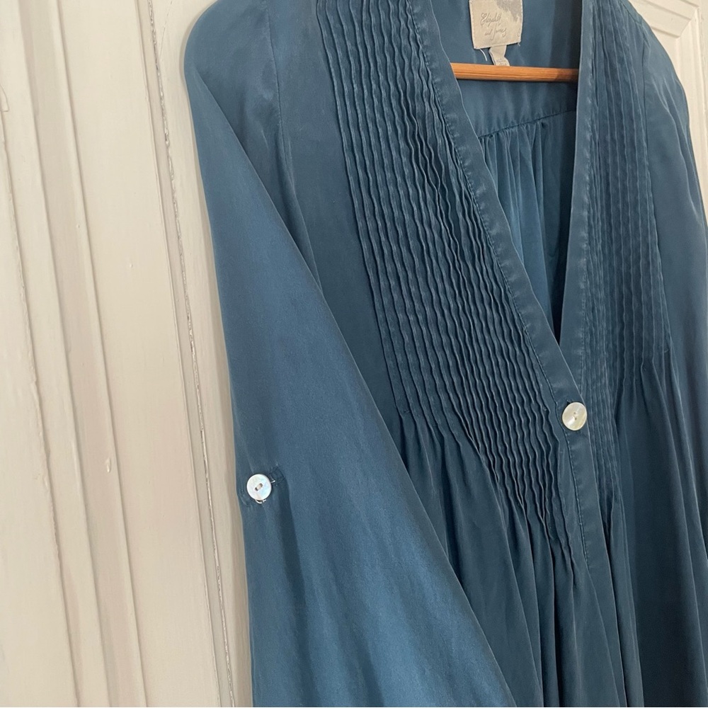 Elizabeth and James Blue Silk Tokyo Top - Picture 3 of 13
